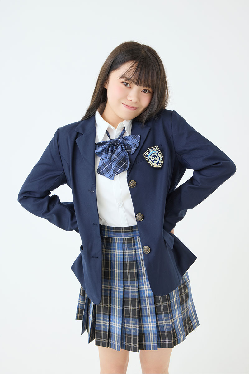 外岡 彩和 アー写1