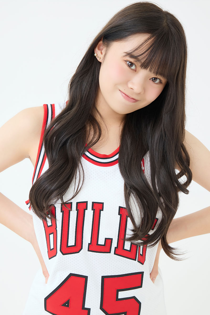 外岡 彩和 アー写3